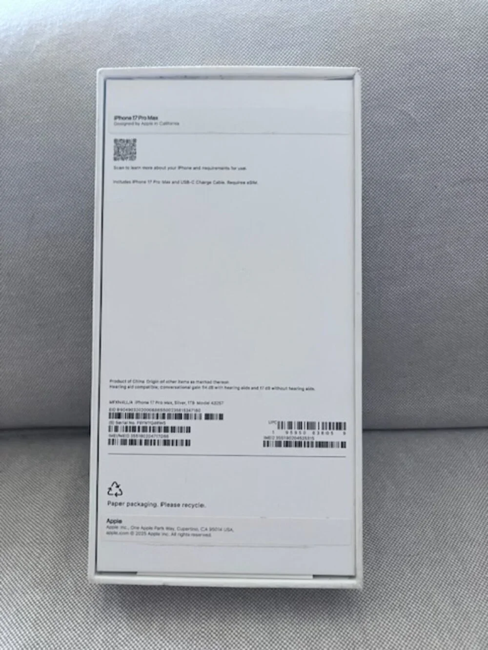Apple iPhone 17 Pro Max - White Box - EUC